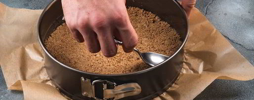 Шаг 3: простого чизкейка на основе из хлебцев