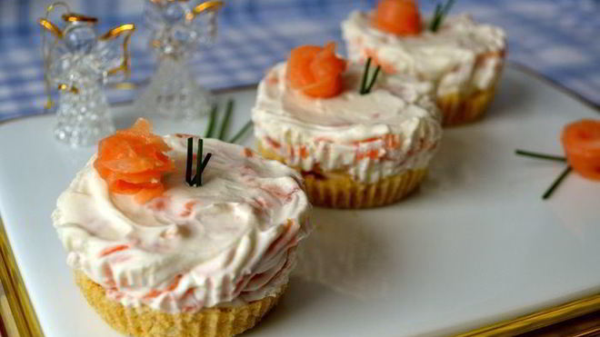 Рецепт Закусочных мини-чизкейков со слабосоленой семгой