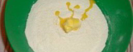 Шаг 1: кекса на кефире в мультиварке