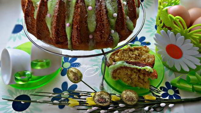 Рецепт Кекса с кедровыми орехами, цедрой лайма и шафраном