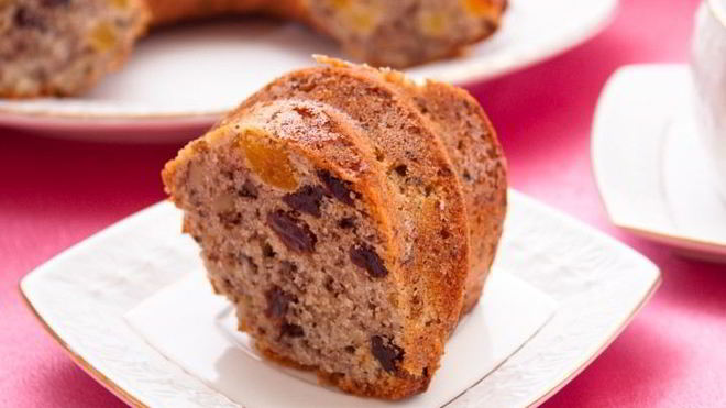 Рецепт Кекса с курагой, изюмом и орехами