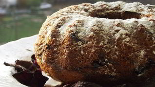 Рецепт Кекса с вишней и орехами