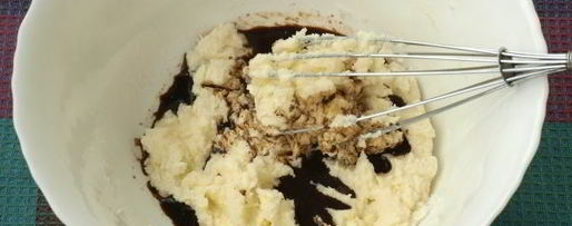 Шаг 2: кофейных кексов с вишней