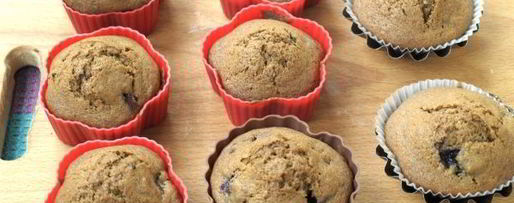 Шаг 8: кофейных кексов с вишней