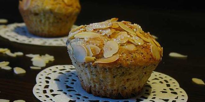 Рецепт лимонно-макового кекс с миндалем