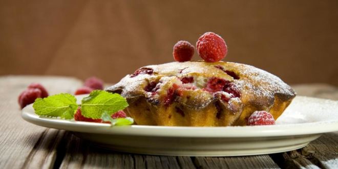 Рецепт малинового кекса с корицей