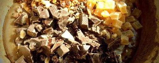 Шаг 14: орехова-шоколадного кекс с цукатами из сметанного яблока