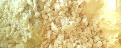 Шаг 2: орехового кекса с клубничным соусом