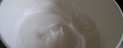 Шаг 2: шоколадного кекса с кешью и физалисом