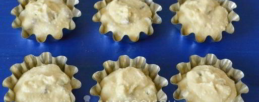 Шаг 11: творожных кексов с изюмом