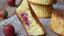 Рецепт Творожных кексов с клубникой
