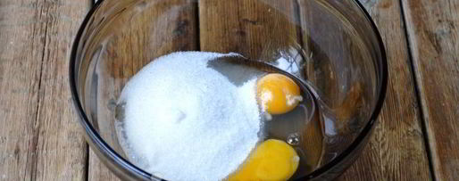 Шаг 2: творожных кексов с клубникой