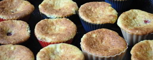 Шаг 10: творожных кексов с клубникой