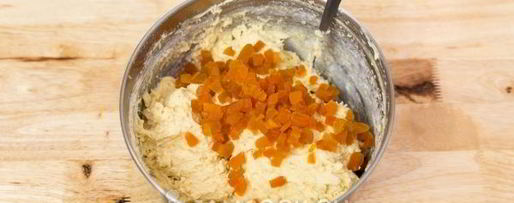 Шаг 12: творожных кексов с курагой