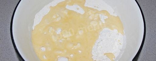 Шаг 1: хачапури из слоеного теста с сыром в духовке