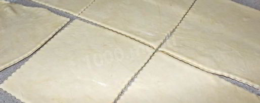 Шаг 7: хачапури из слоеного теста с сыром в духовке