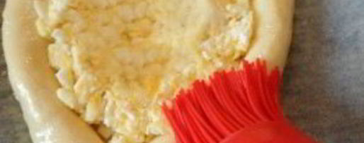 Шаг 4: хачапури лодочка с яйцом