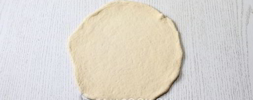 Шаг 3: хачапури лодочки с яйцом