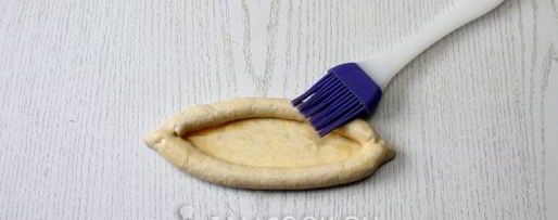 Шаг 6: хачапури лодочки с яйцом