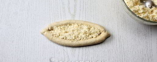 Шаг 7: хачапури лодочки с яйцом