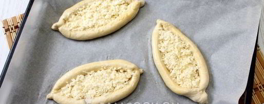 Шаг 8: хачапури лодочки с яйцом