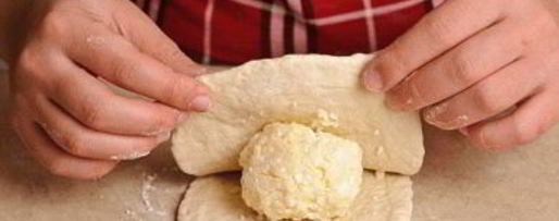 Шаг 5: хачапури с сыром на кефире