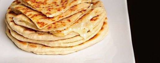 Шаг 9: хачапури с творогом и сыром