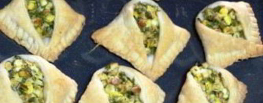 Шаг 3: хачапури с творогом и зеленью