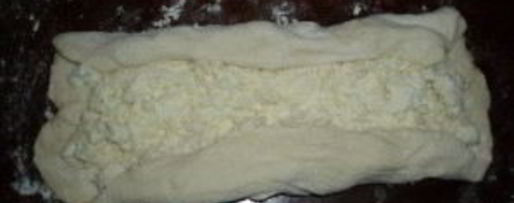 Шаг 1: хачапури с яйцом и сыром