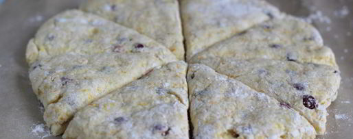 Шаг 10: апельсиновых сконов с клюквой