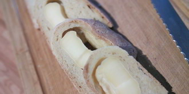 Рецепт белого хлеба с камамбером