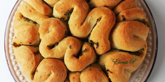 Рецепт чесночного хлеба-гармошки