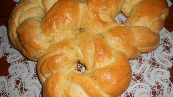 Рецепт Греческого Пасхального хлеба с анисом