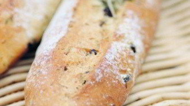 Рецепт Хлеба с копченым беконом и красным луком