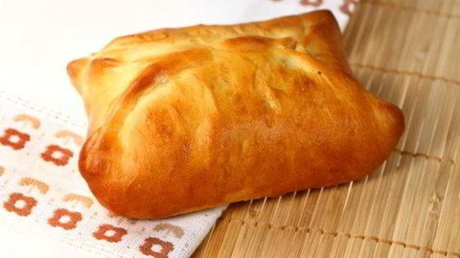 Рецепт Хлеба с сырно-мясной начинкой