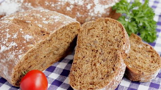 Рецепт Хлебцев с цельнозерновой мукой и солодом