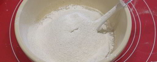 Шаг 4: хлебцев с цельнозерновой мукой и солодом