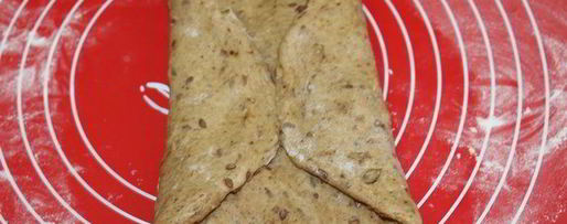 Шаг 9: хлебцев с цельнозерновой мукой и солодом