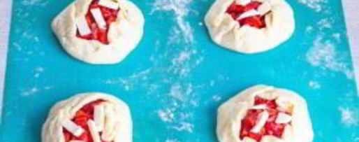 Шаг 11: клубничных галет из творожного теста