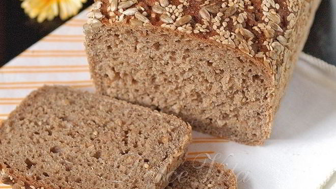 Рецепт Ржаного хлеба с хлопьями и семечками на закваске