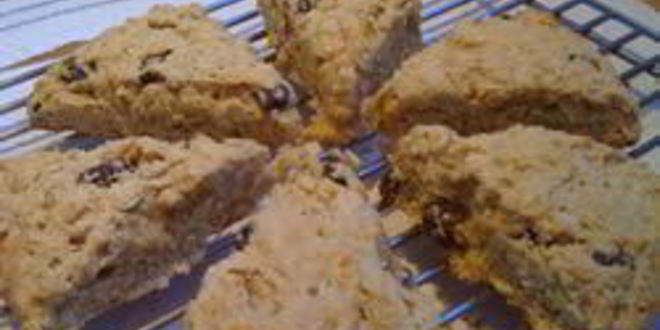 Рецепт шотландских овсяных булочек-сконов с геркулесом и изюмом