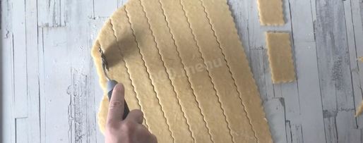 Шаг 6: хвороста тонкого хрустящего сладкого