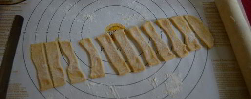 Шаг 4: хвороста узелки