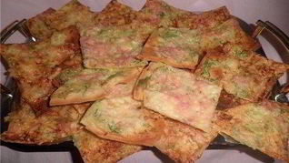 Рецепт Чипсов из лаваша с ветчиной и сыром