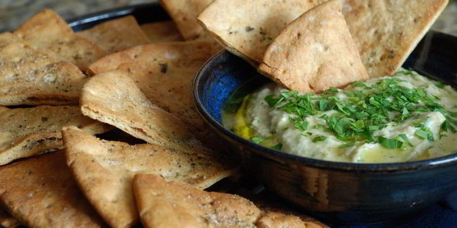 Рецепт хрустящего лаваша с фасолевой намазкой