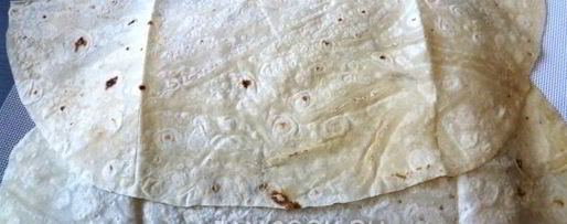 Шаг 3: лаваша с корейской морковкой и сыром