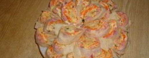 Шаг 5: лаваша с корейской морковкой и ветчиной