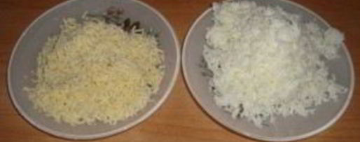 Шаг 3: лаваша с крабовыми палочками и сыром