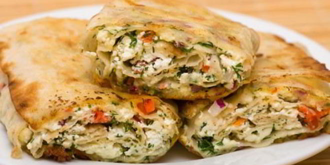 Рецепт лаваша с курицей, помидорами и сыром