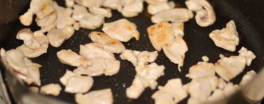 Шаг 1: лаваша с курицей